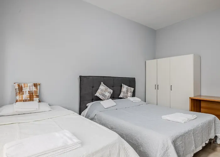 Star Bed & Breakfast *